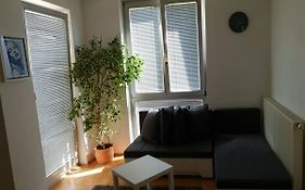 Victoria Apartment